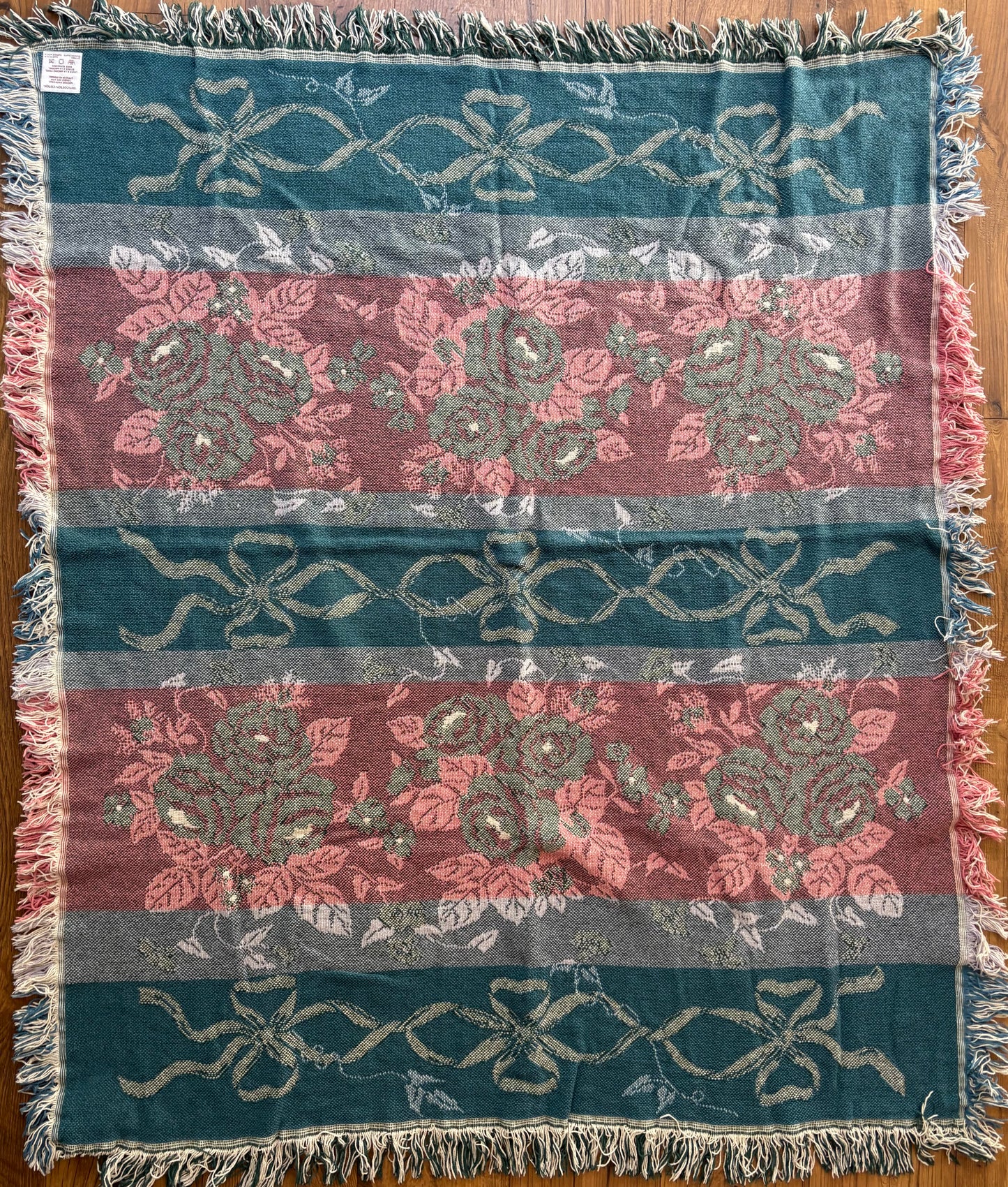 Woven Tapestry Throw Blanket with Bows and Roses
