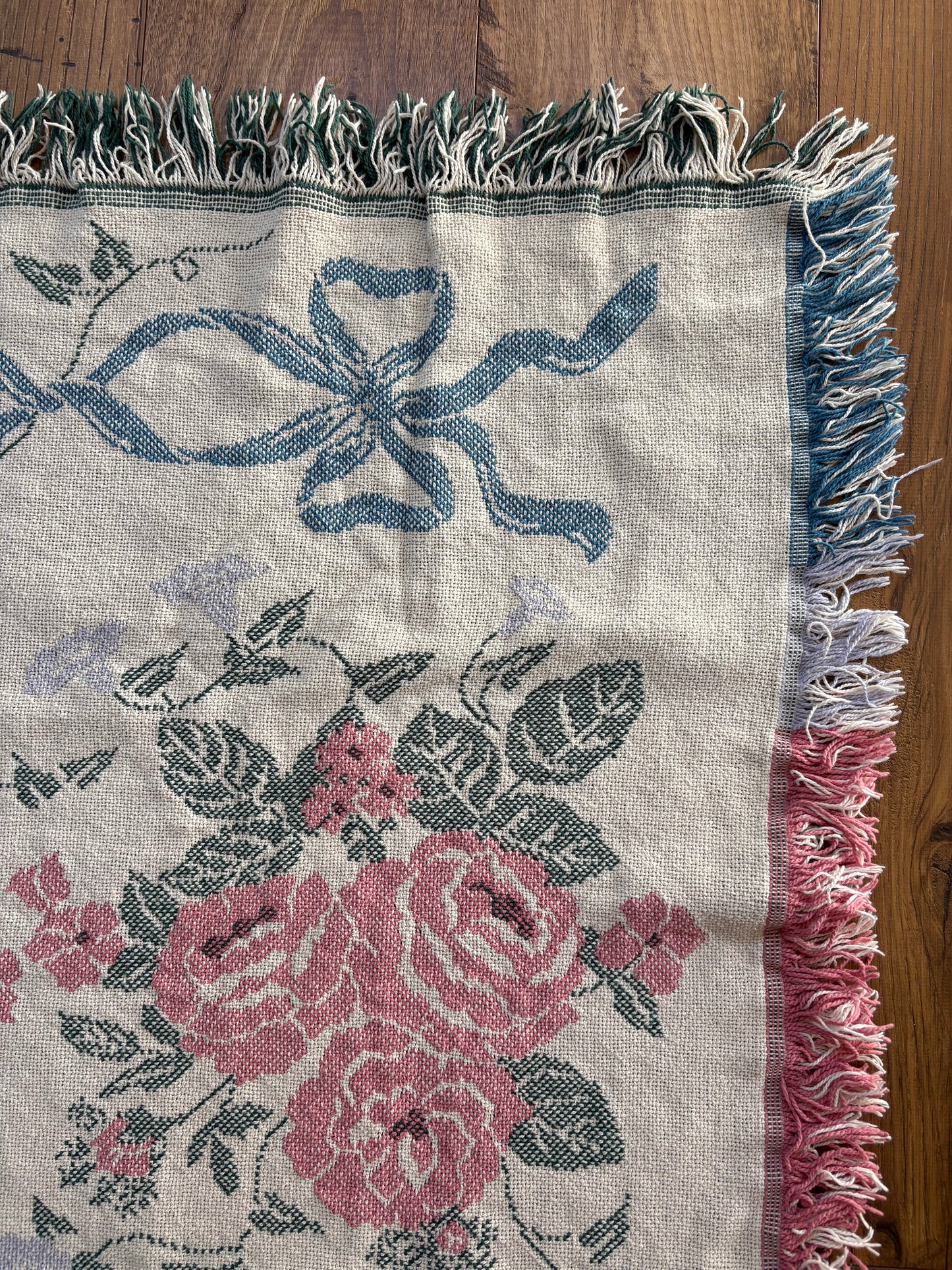 Woven Tapestry Throw Blanket with Bows and Roses