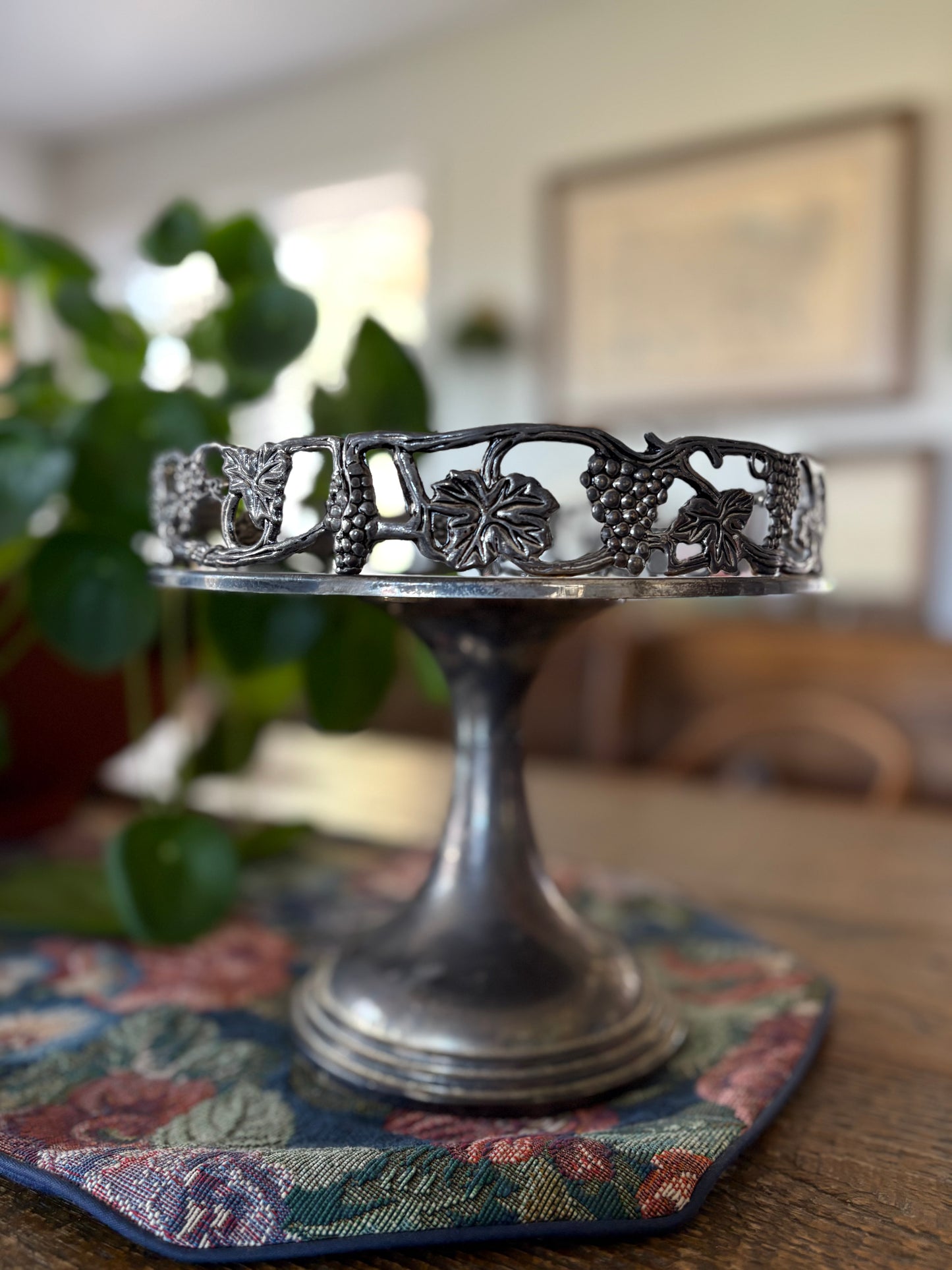 Godinger Silver-Plated Cake Stand