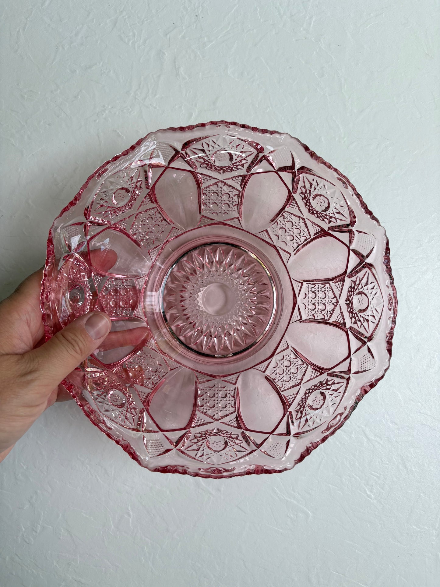 L.E. Smith Pink Glass Bowl