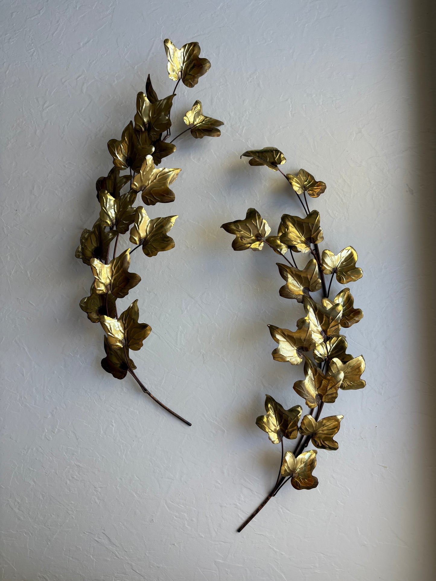 Gold-Tone Metal Leaf Wall Hanging Pair