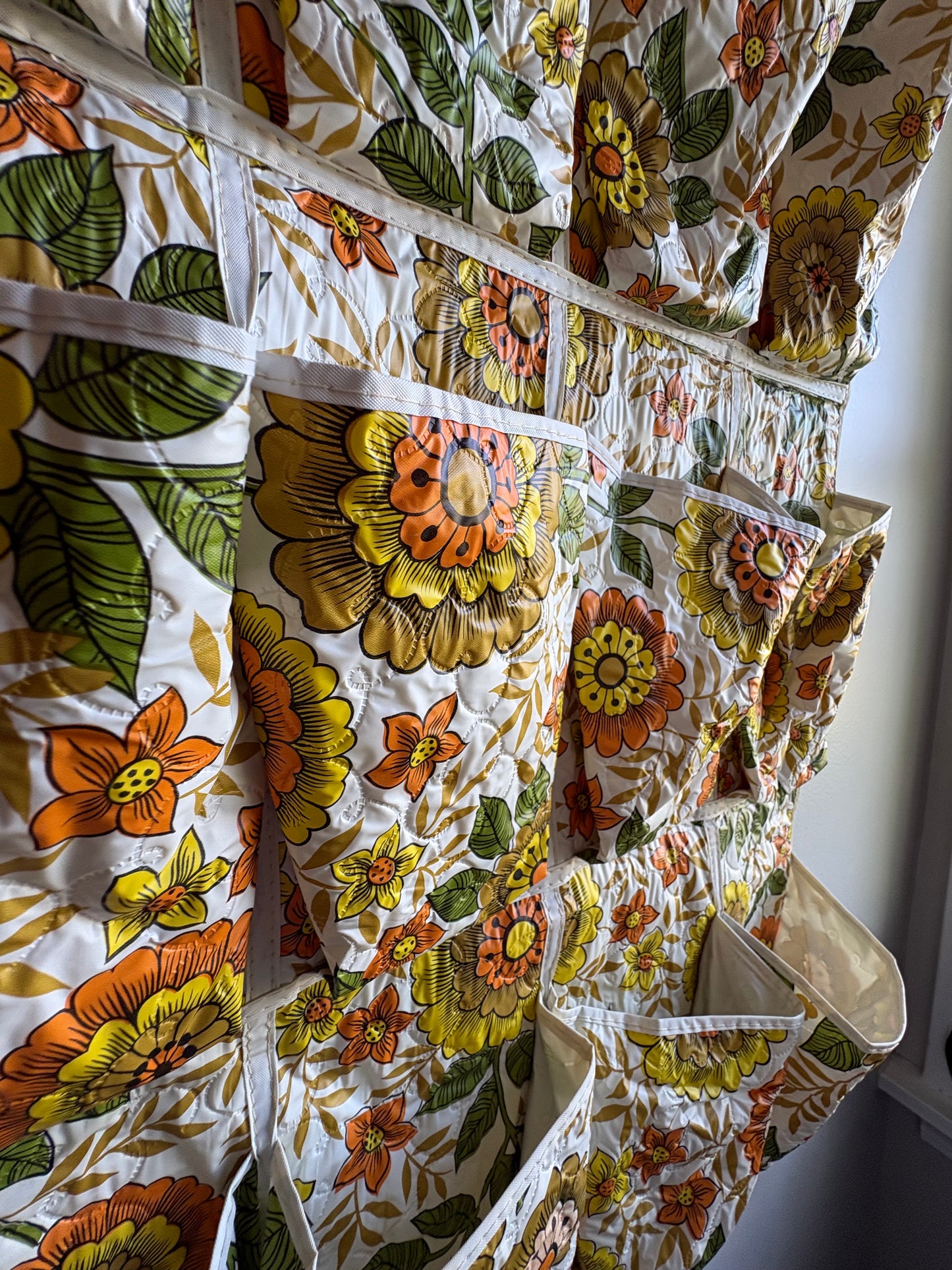 Floral Shoe Pocket Wall Organizer
