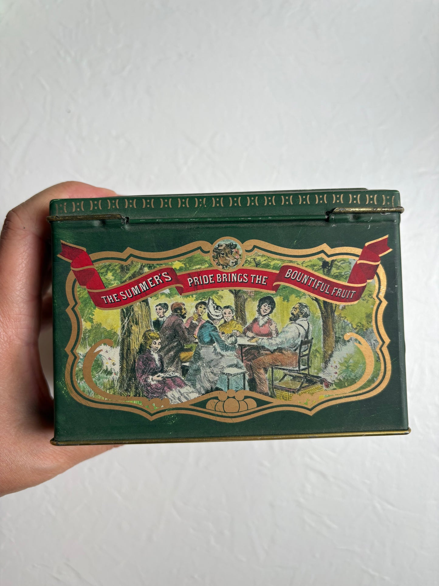 PET Brand Family Recipes Collectible Tin