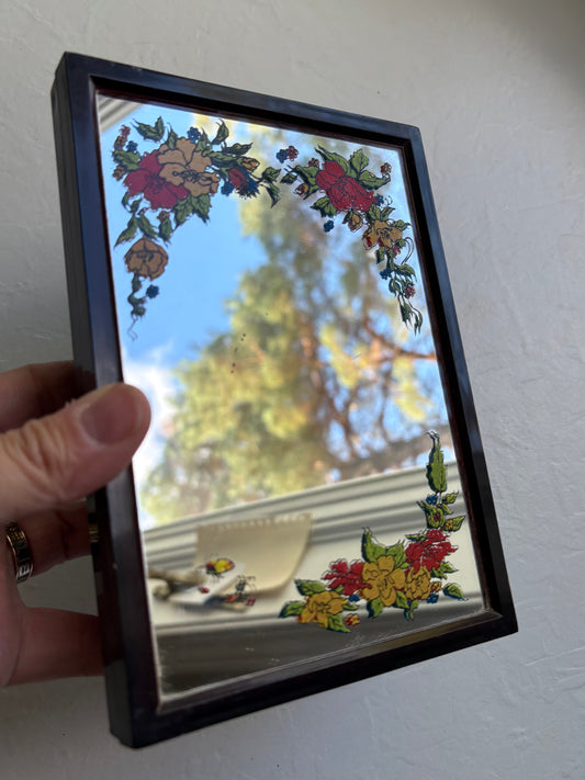 Yap’s Music Box Mirror