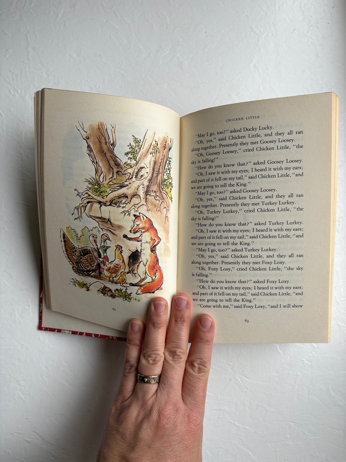 The World’s Best Fairy Tales Vintage Book
