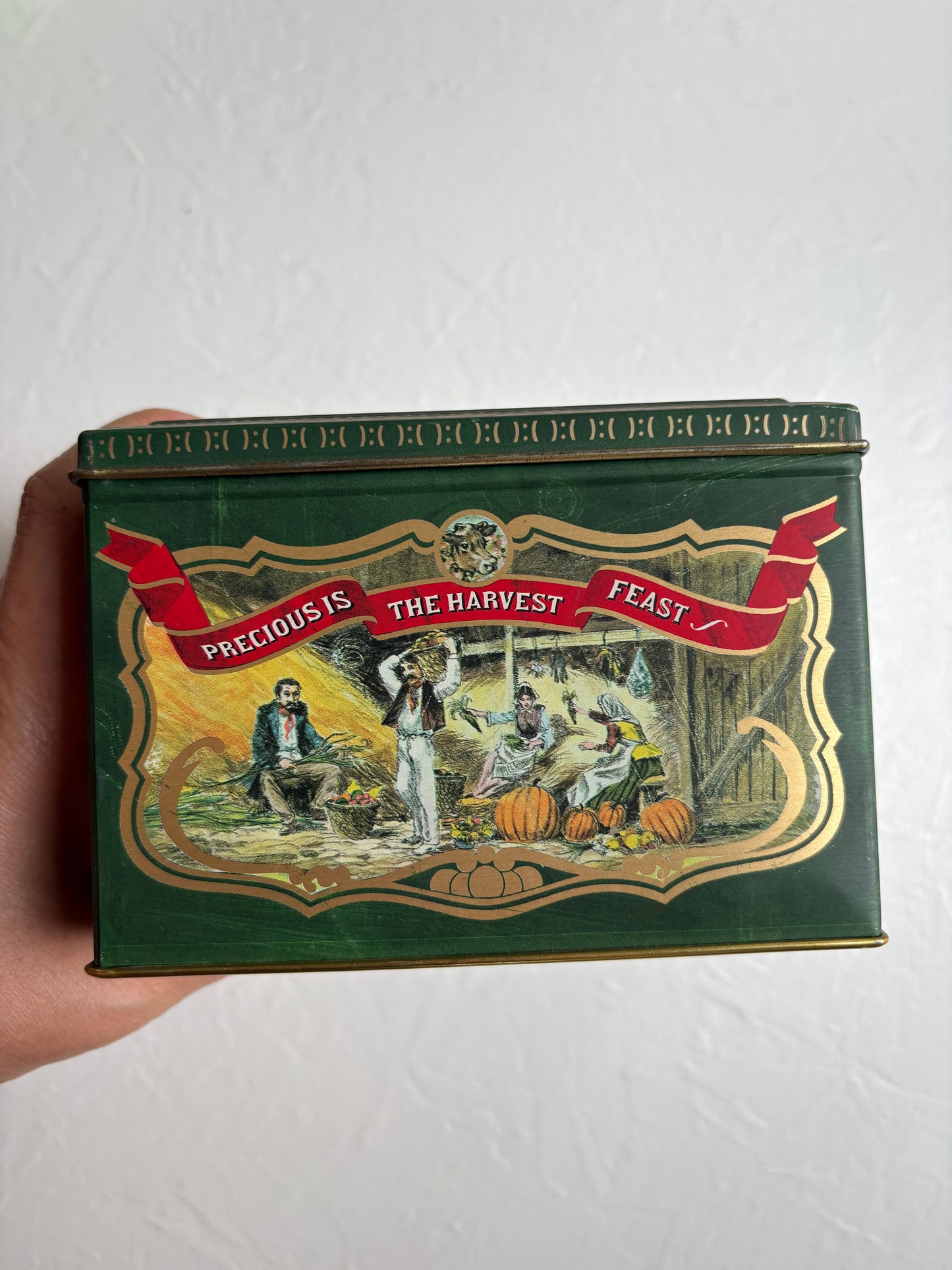 PET Brand Family Recipes Collectible Tin