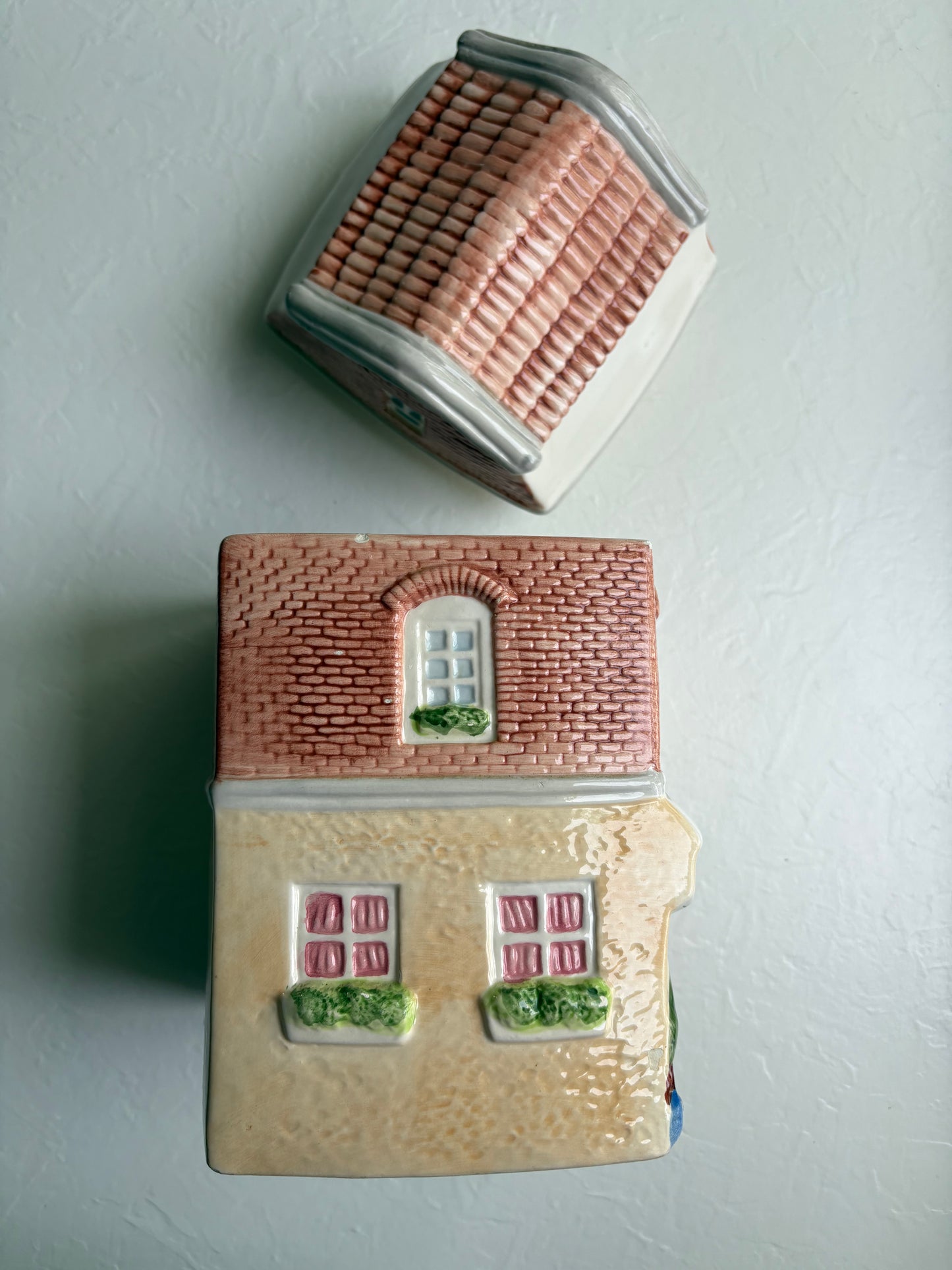 Bakery Canister / Cookie Jar